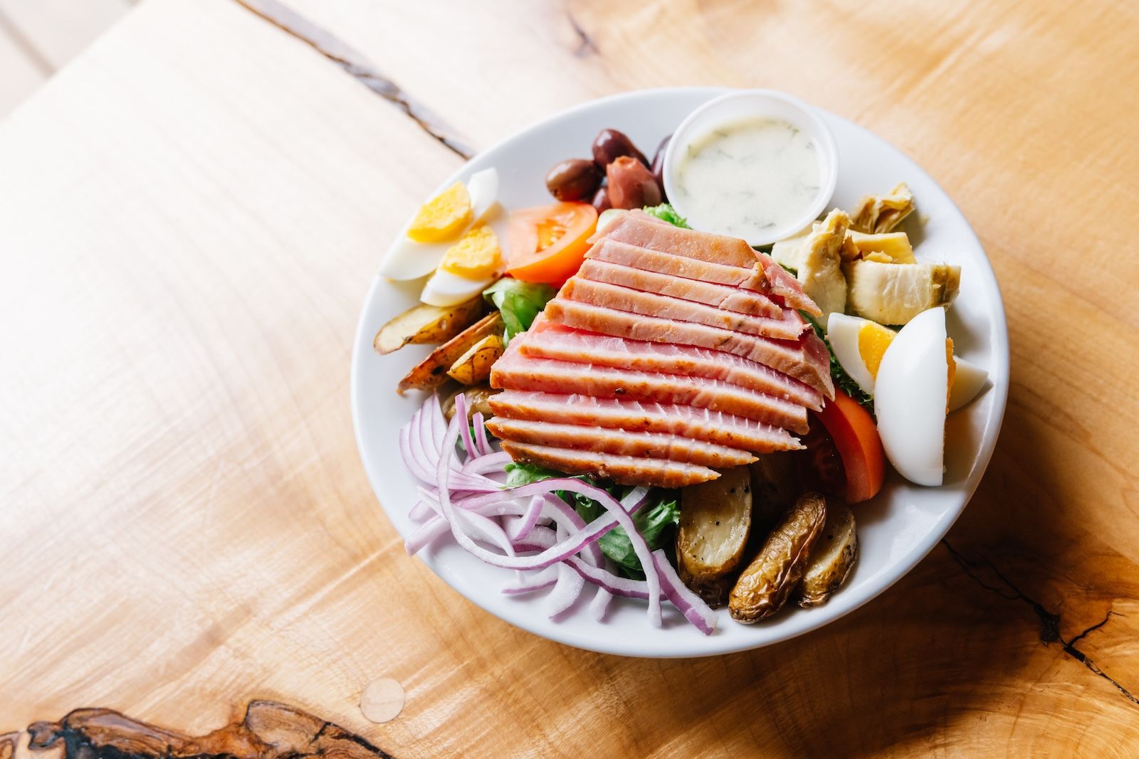 Niçoise salad at the Crazy Horse Bar and Grill